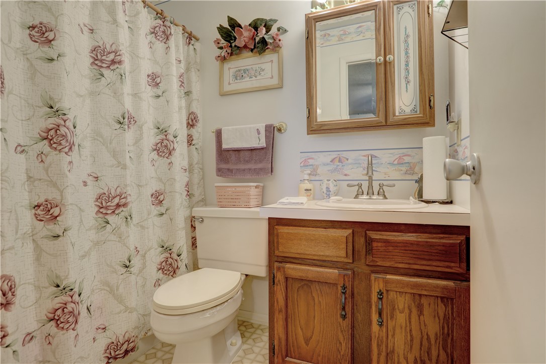 33 Vista Gardens Trail 205
