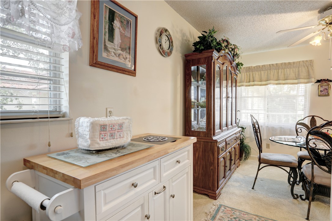 33 Vista Gardens Trail 205