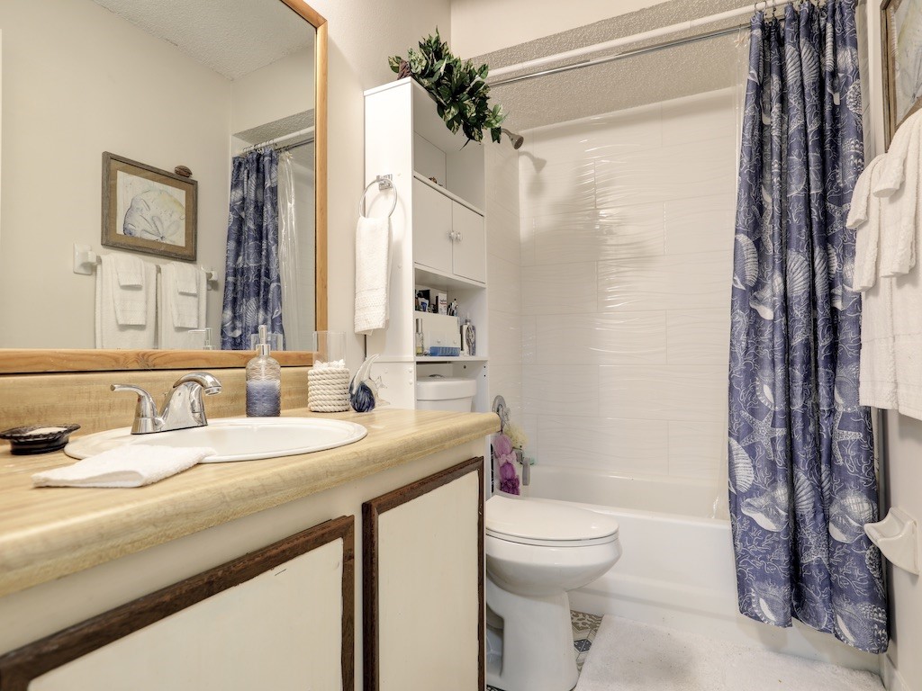 6022 Indrio Road G-3