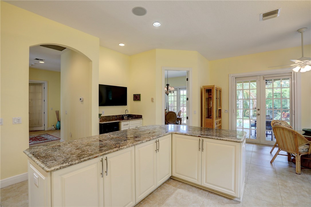 580 Cross Creek Circle