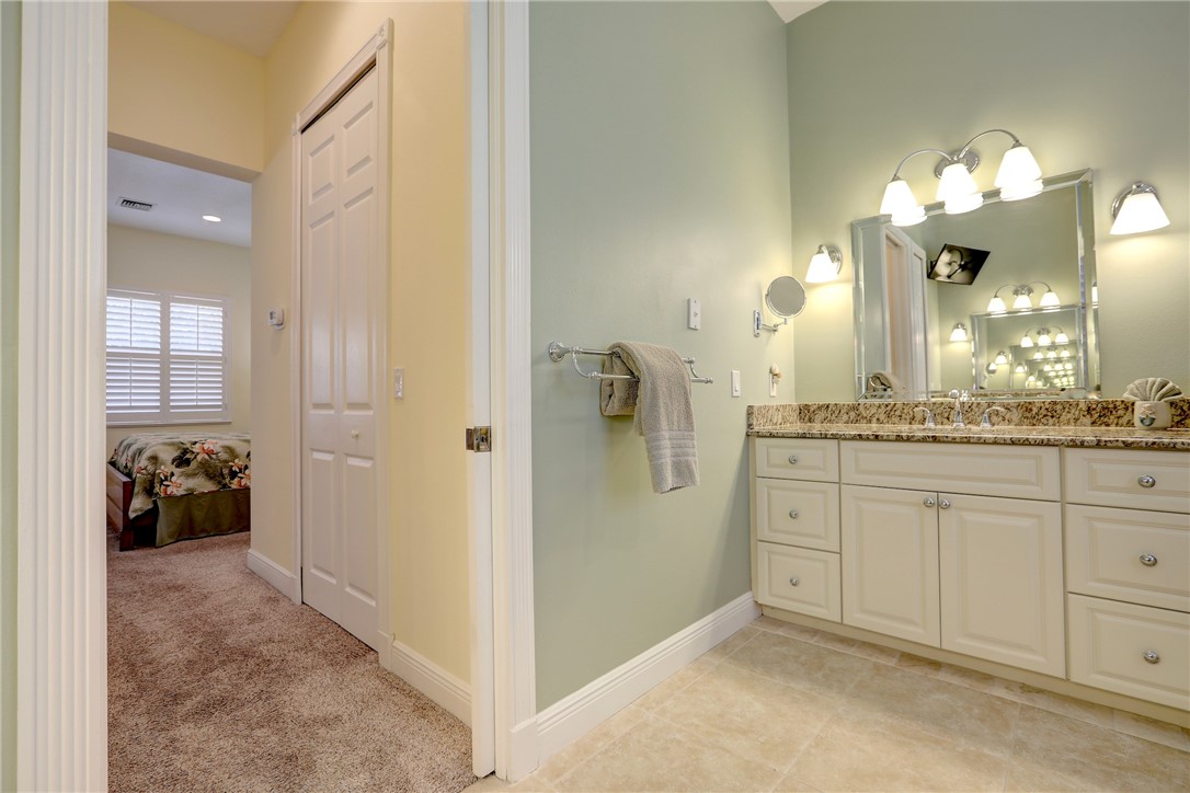580 Cross Creek Circle