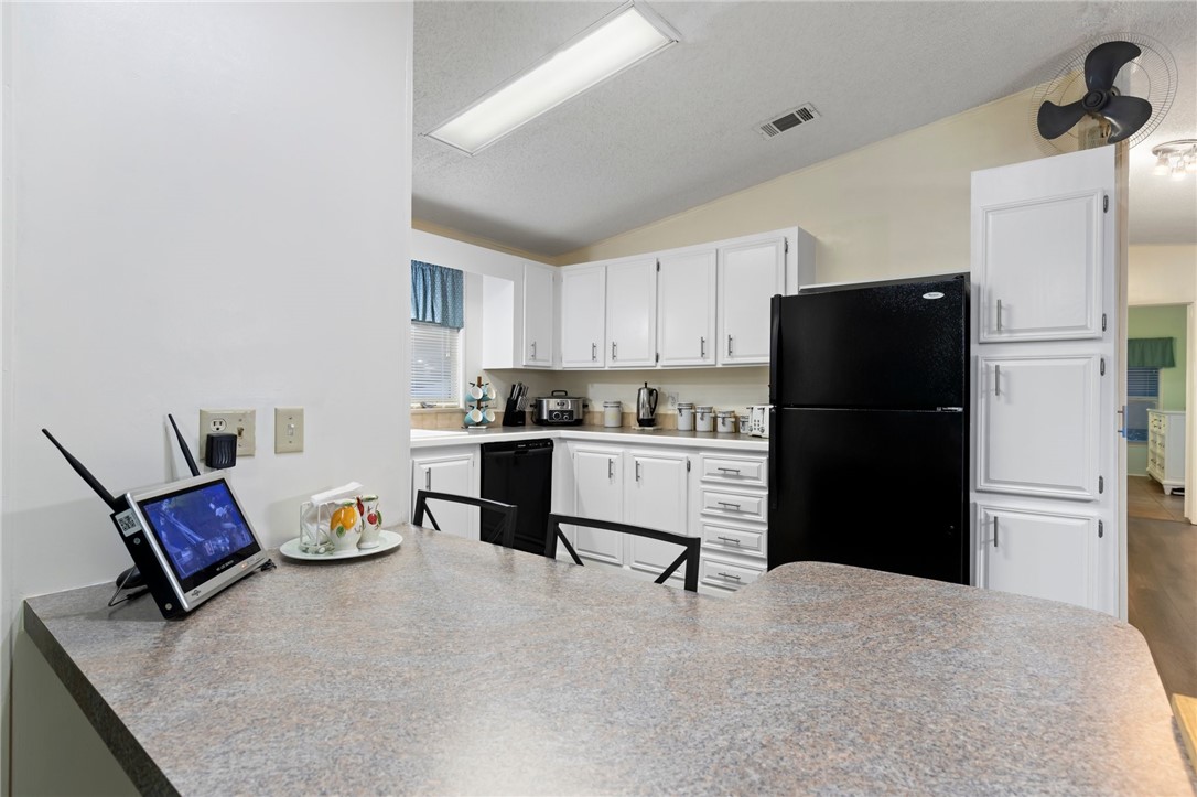806 Sapodilla Drive