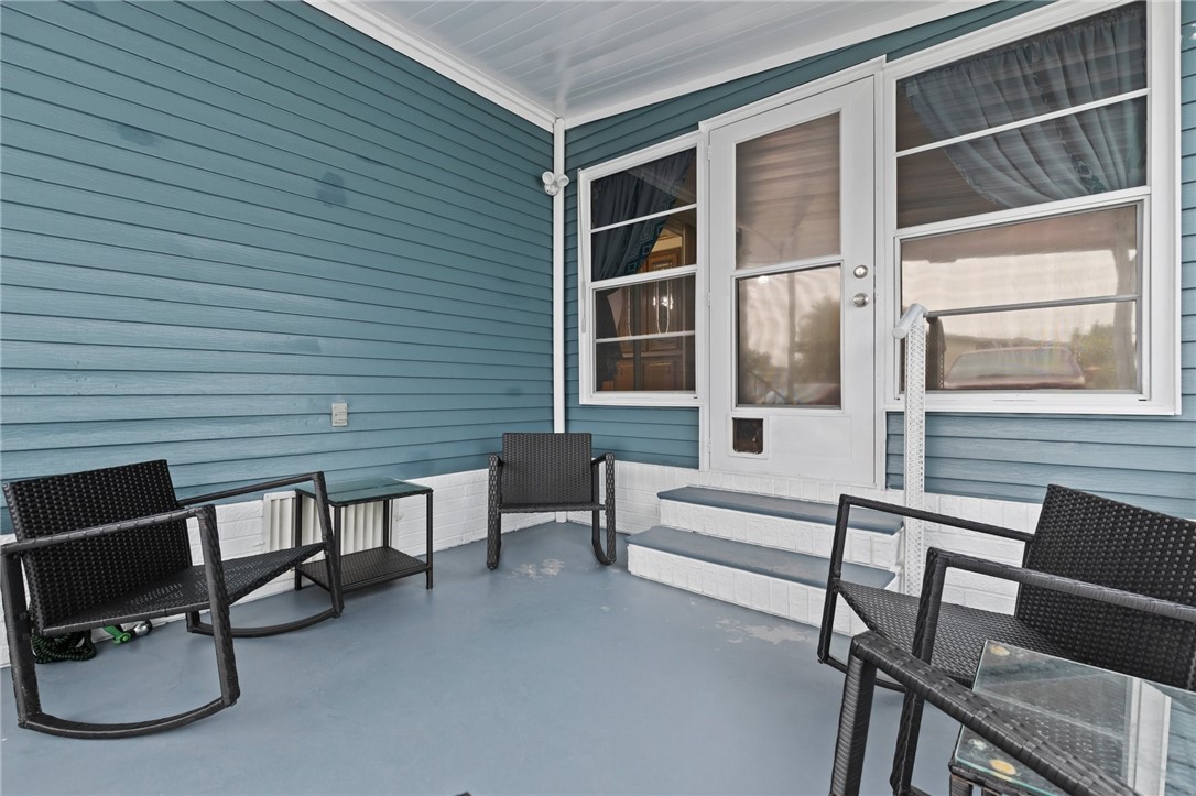 806 Sapodilla Drive