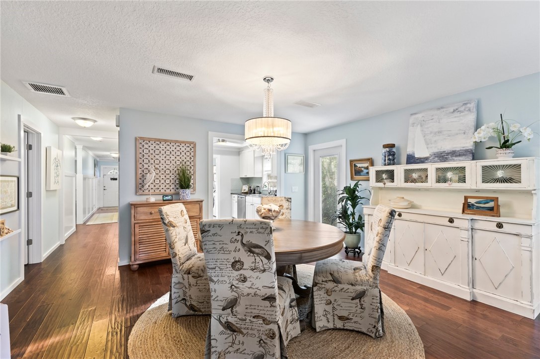 676 Royal Palm Place