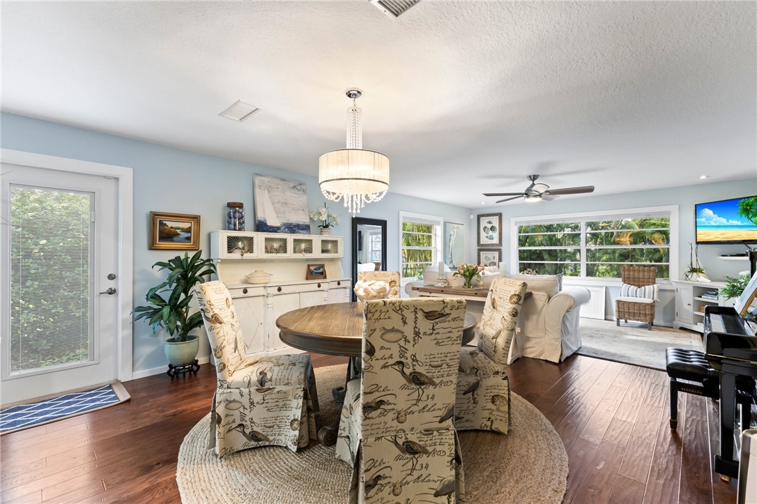 676 Royal Palm Place