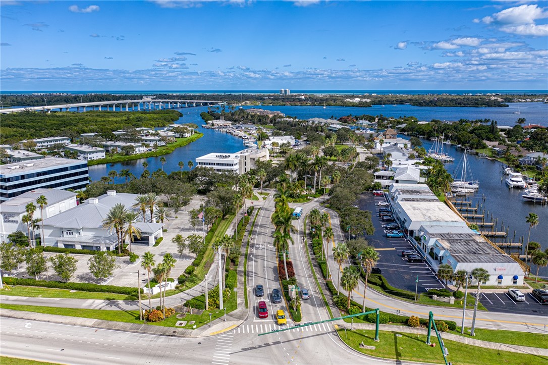 676 Royal Palm Place