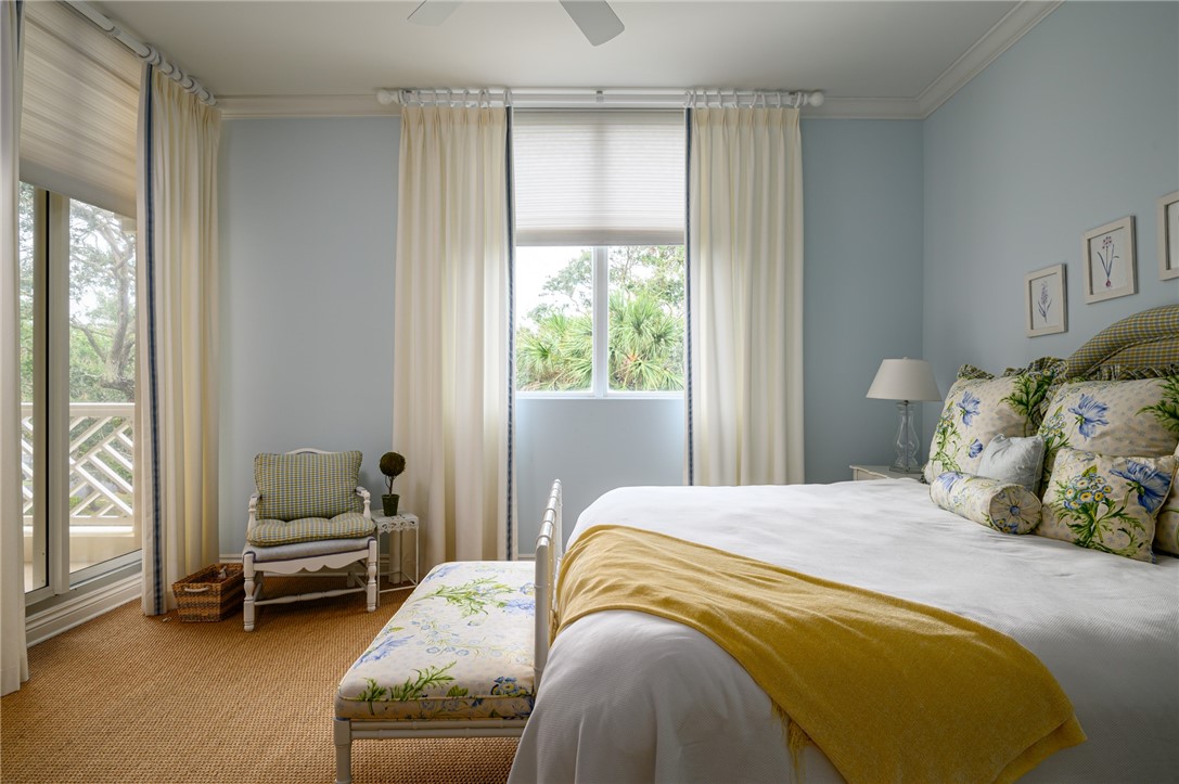 501 N Swim Club Drive 3B