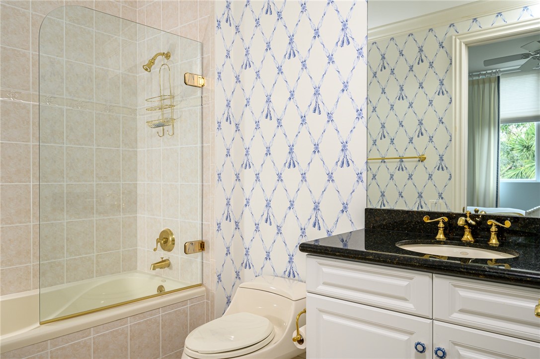 501 N Swim Club Drive 3B