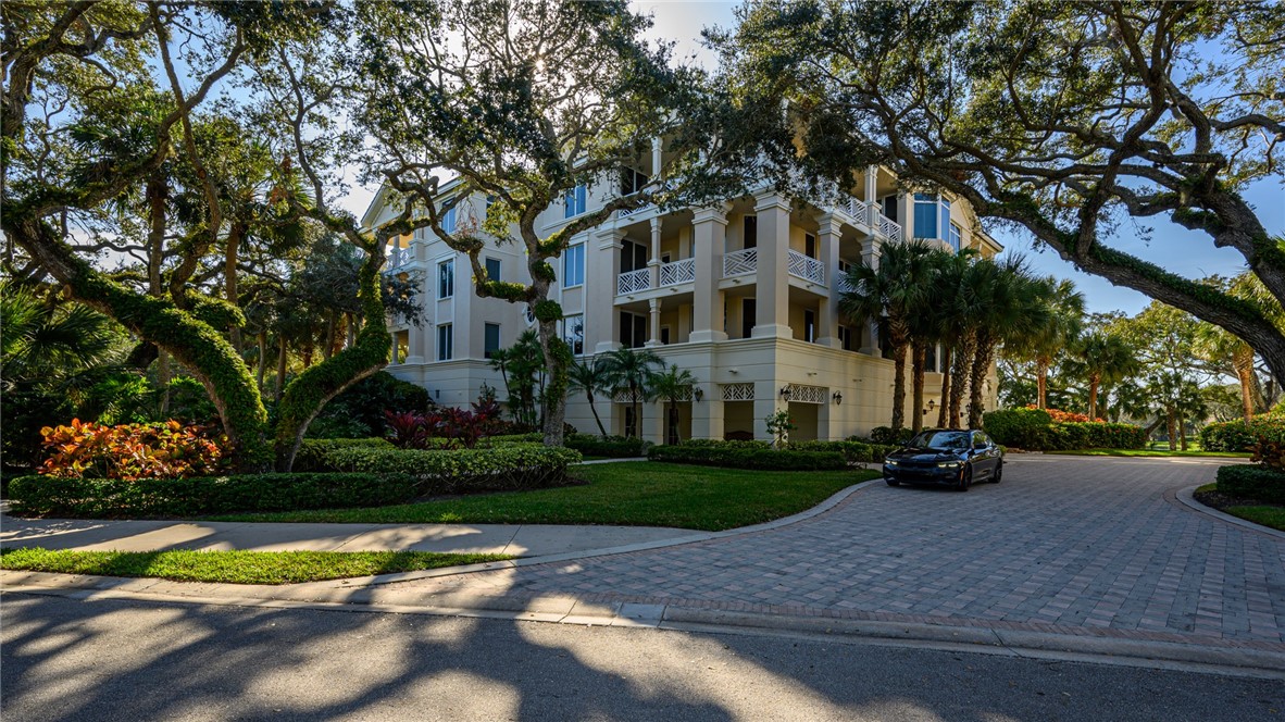 501 N Swim Club Drive 3B