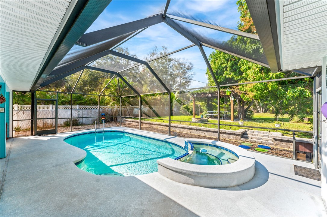 7710 Roseland Road