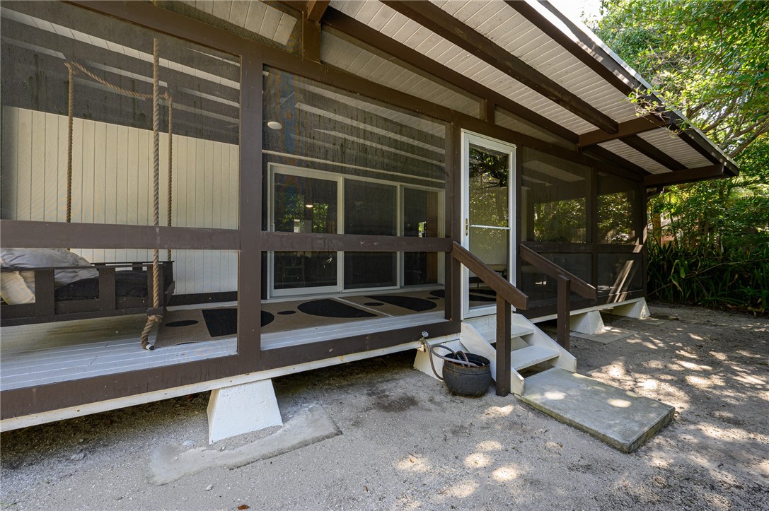 1861 E Barefoot Place