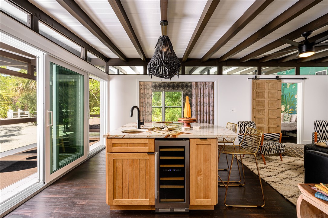 1861 E Barefoot Place