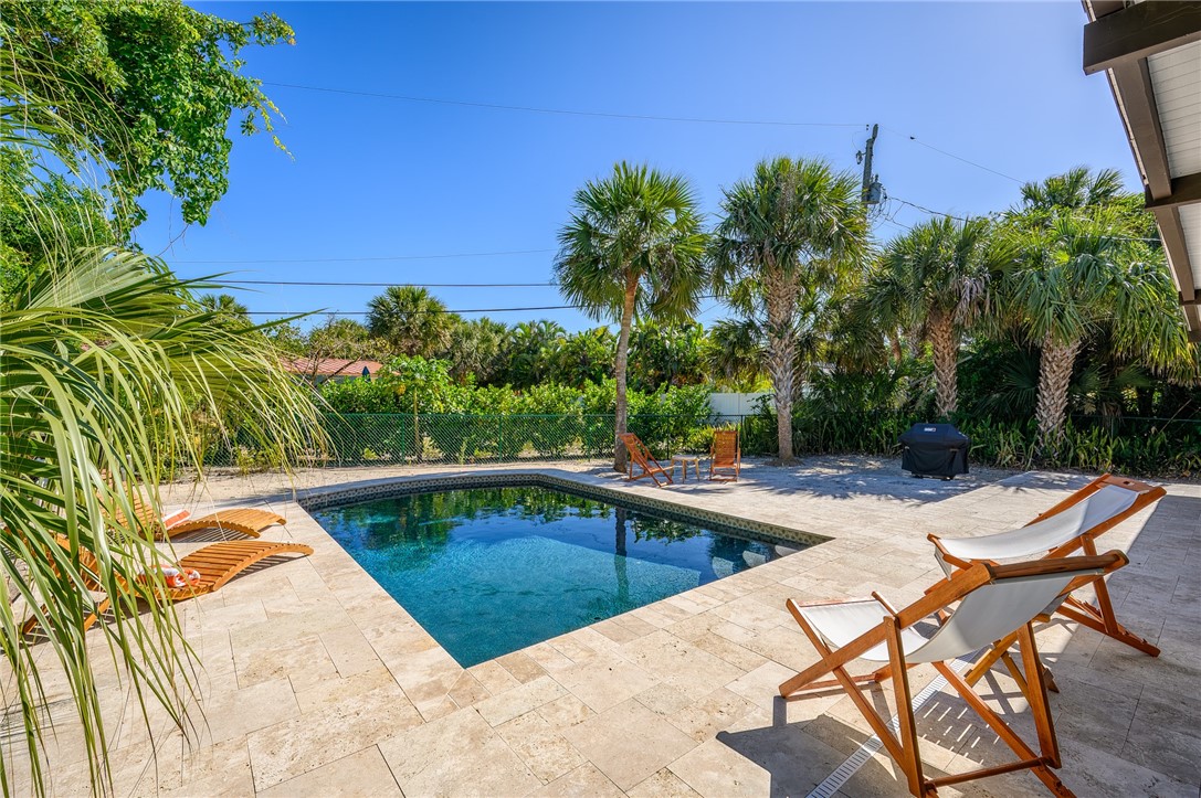 1861 E Barefoot Place