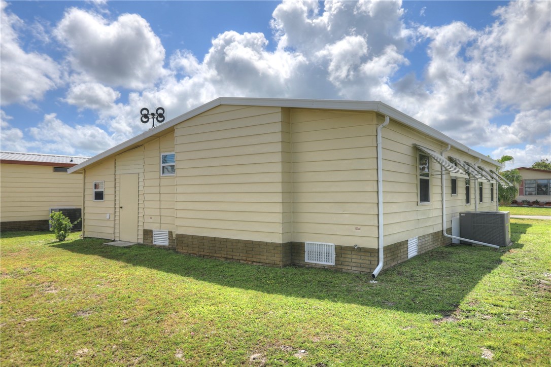 712 Bougainvillea Circle