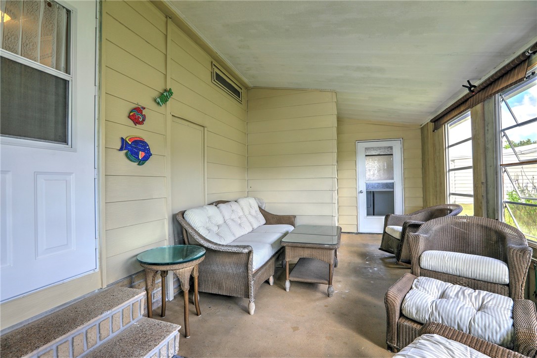 712 Bougainvillea Circle