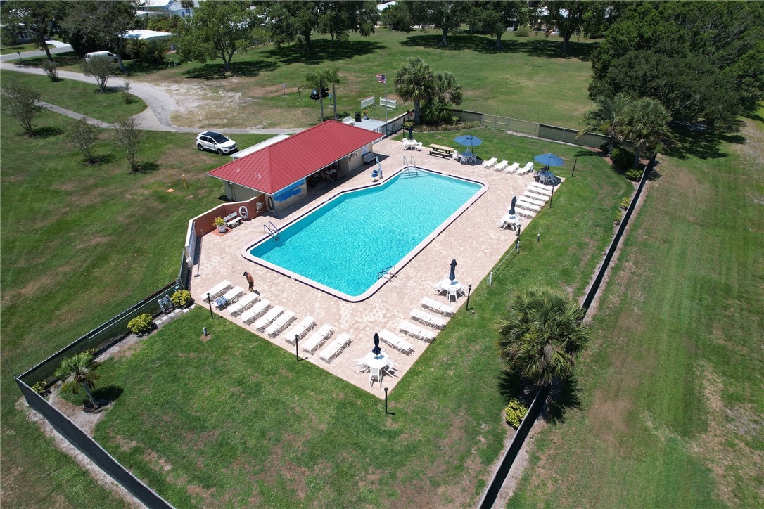 712 Bougainvillea Circle