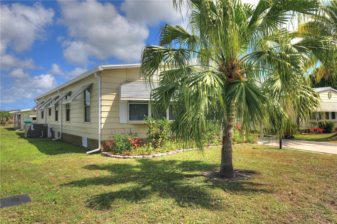712 Bougainvillea Circle