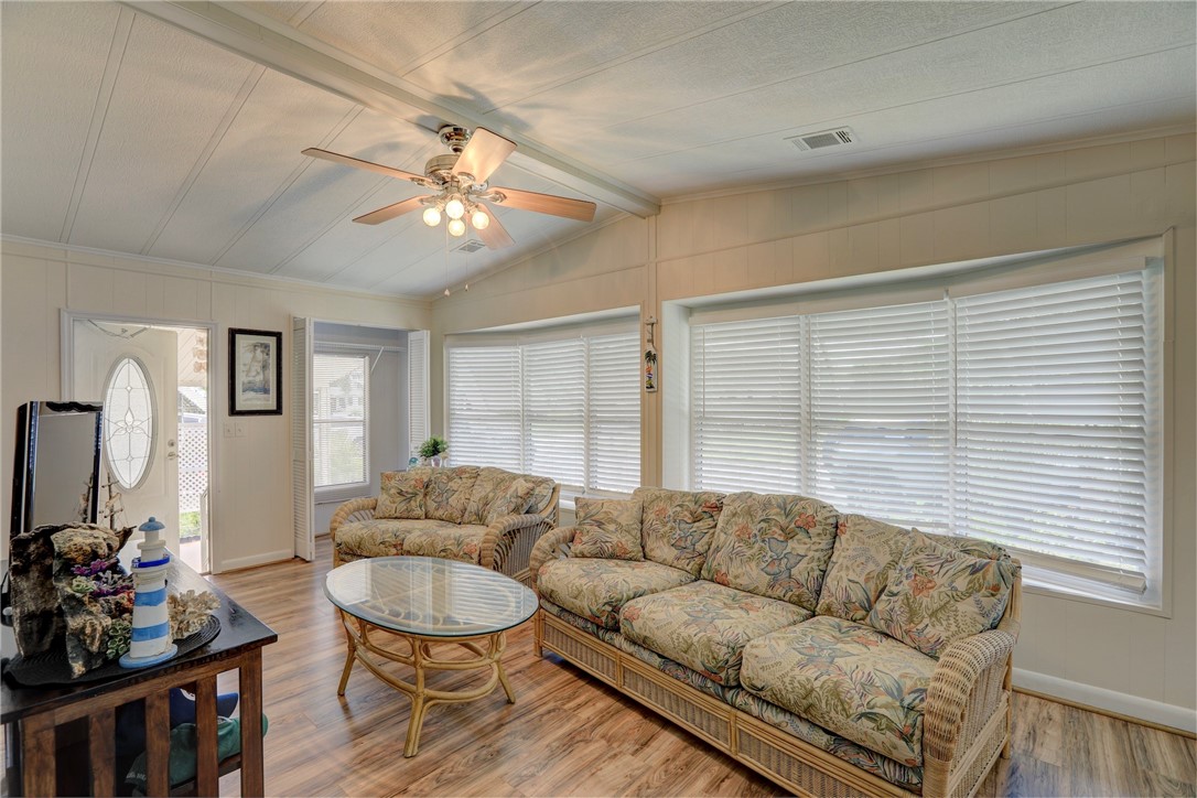 712 Bougainvillea Circle
