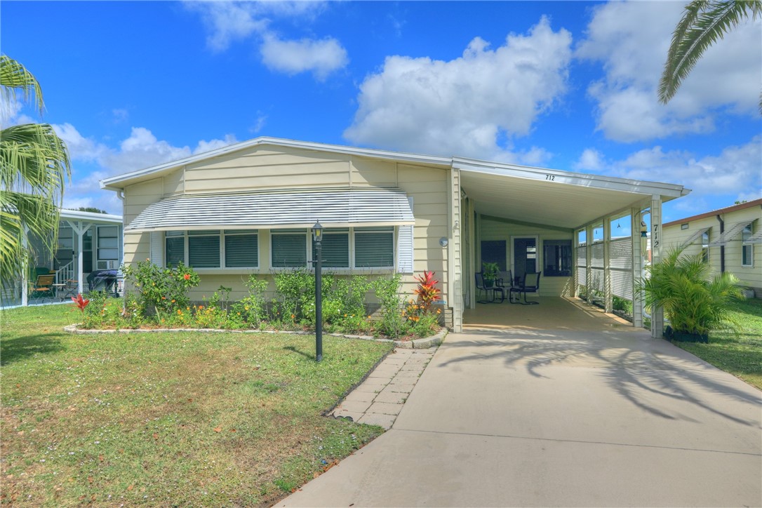 712 Bougainvillea Circle