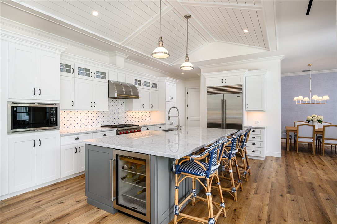 40 White Orchid Way