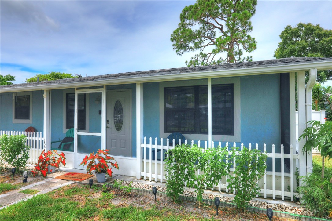 1594 Esterbrook Lane