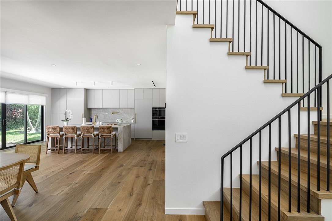 1110 Near Ocean Drive