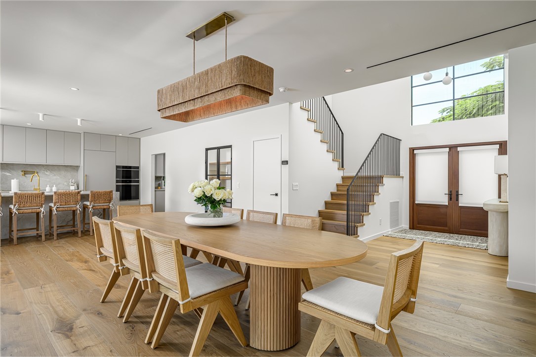 1110 Near Ocean Drive