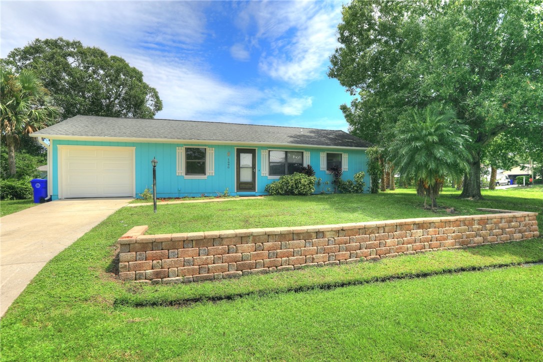 1690 Seahouse Street