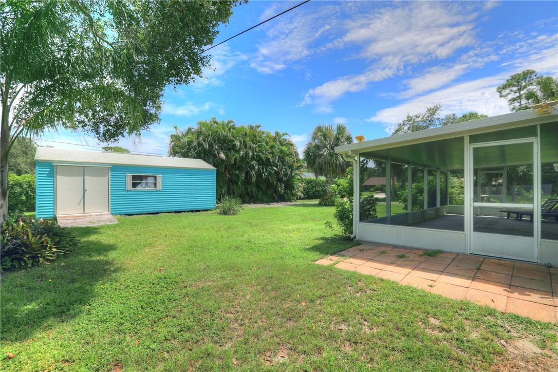 1690 Seahouse Street