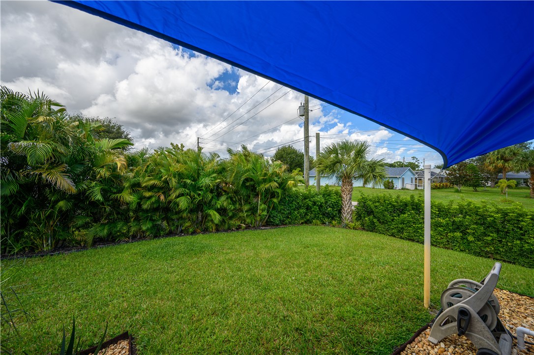 1401 Seahouse Street