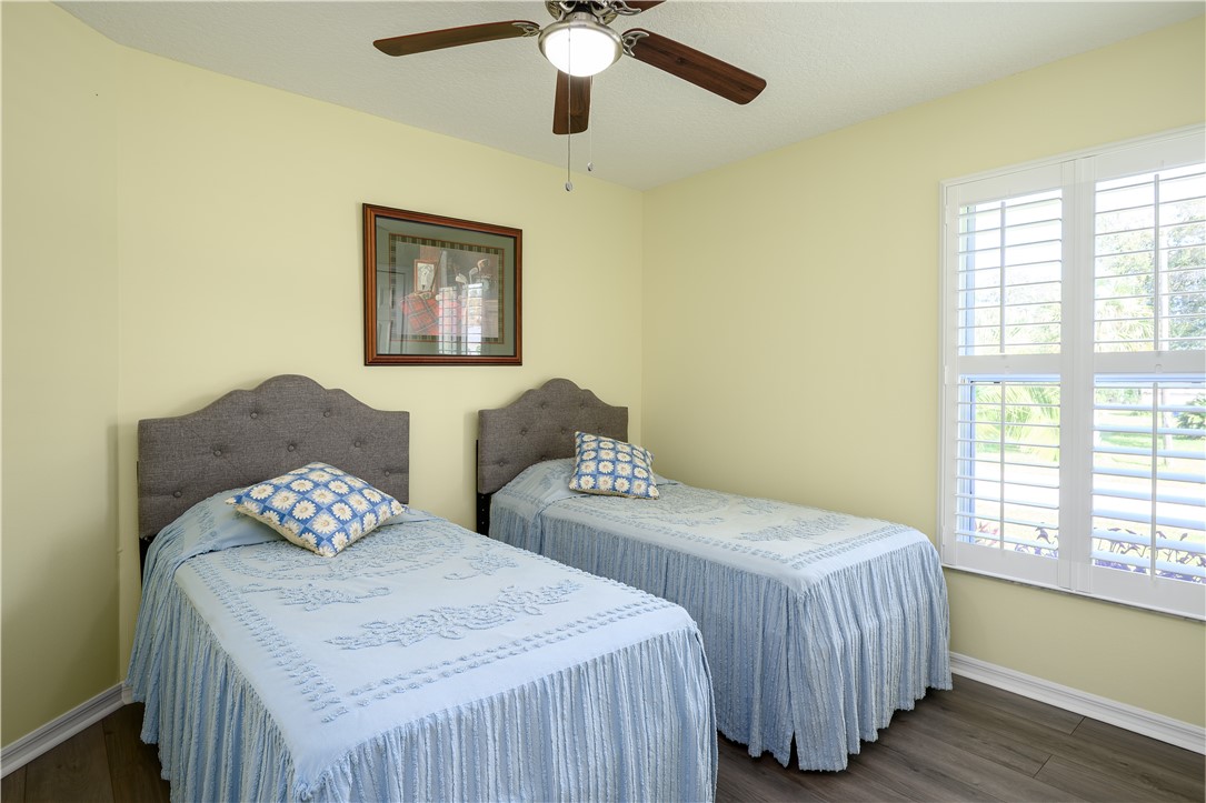 1401 Seahouse Street