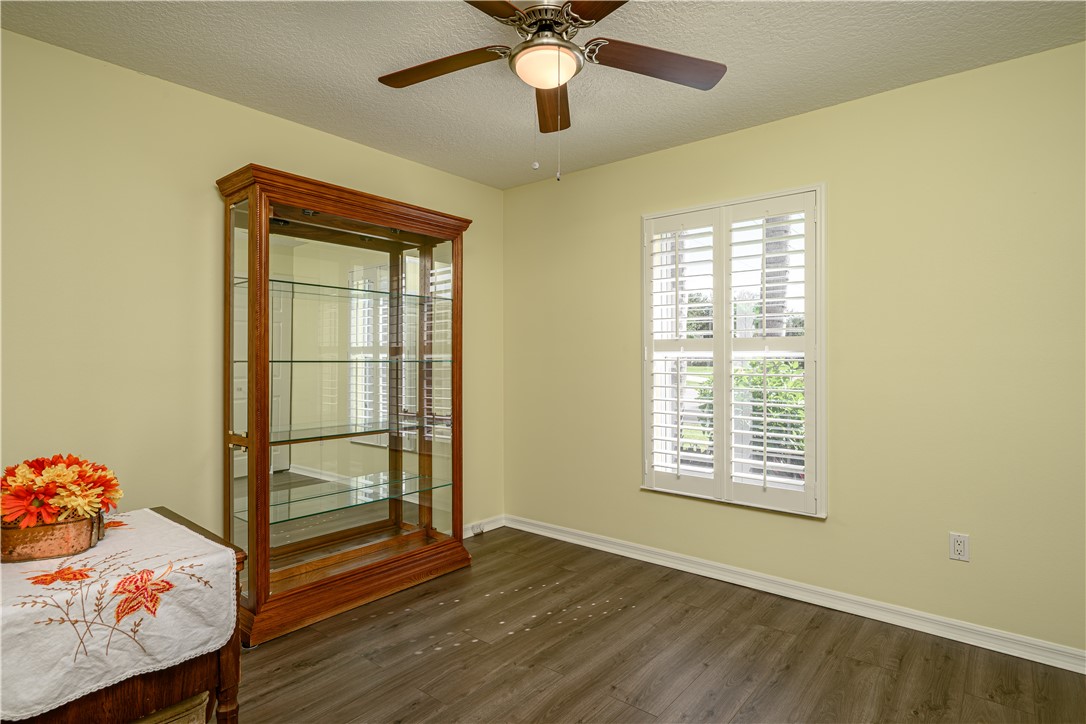 1401 Seahouse Street