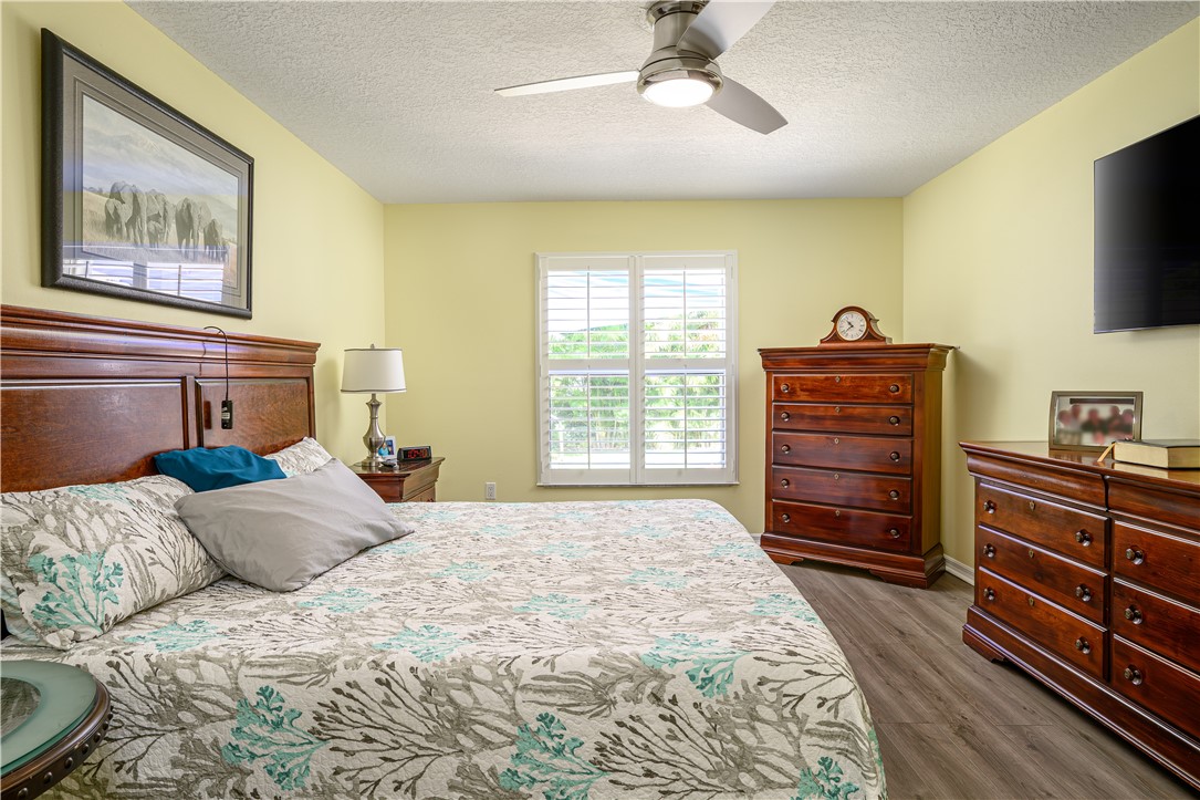 1401 Seahouse Street