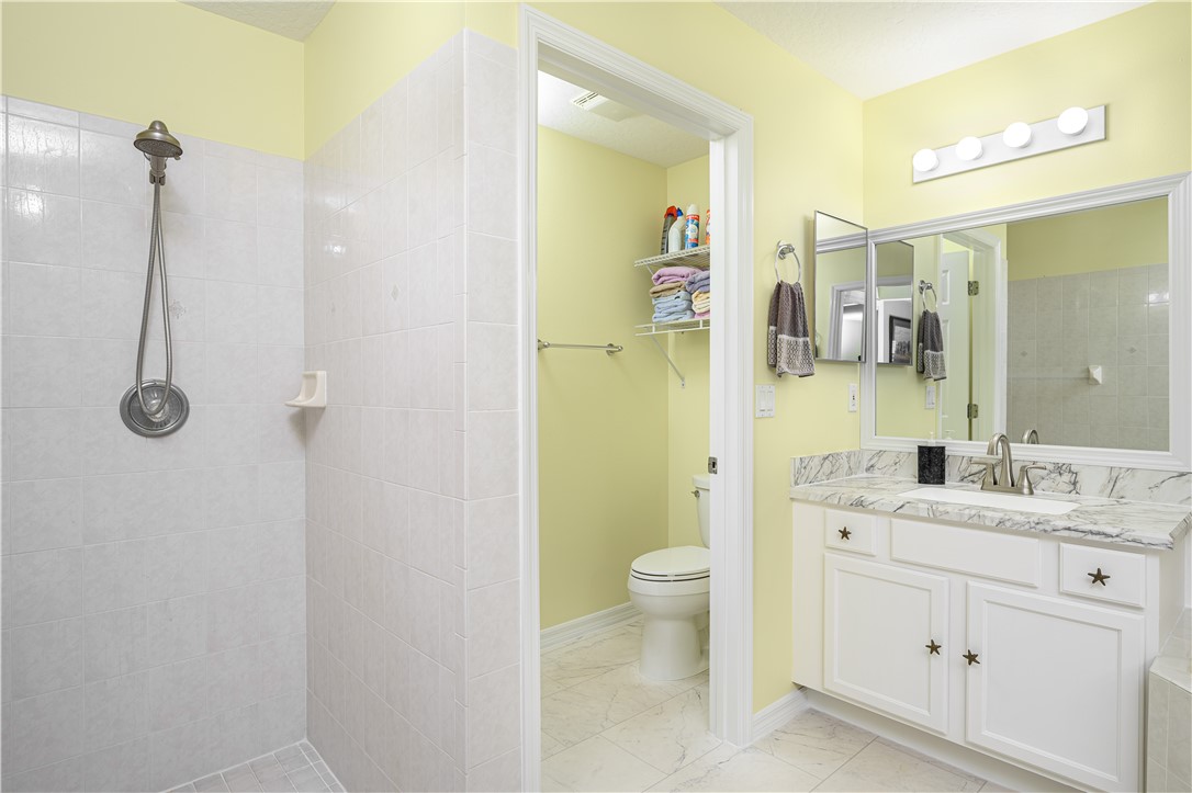 1401 Seahouse Street