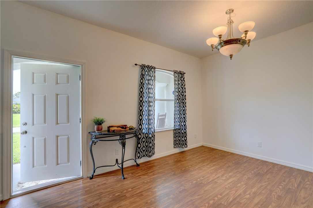 8475 101st Court