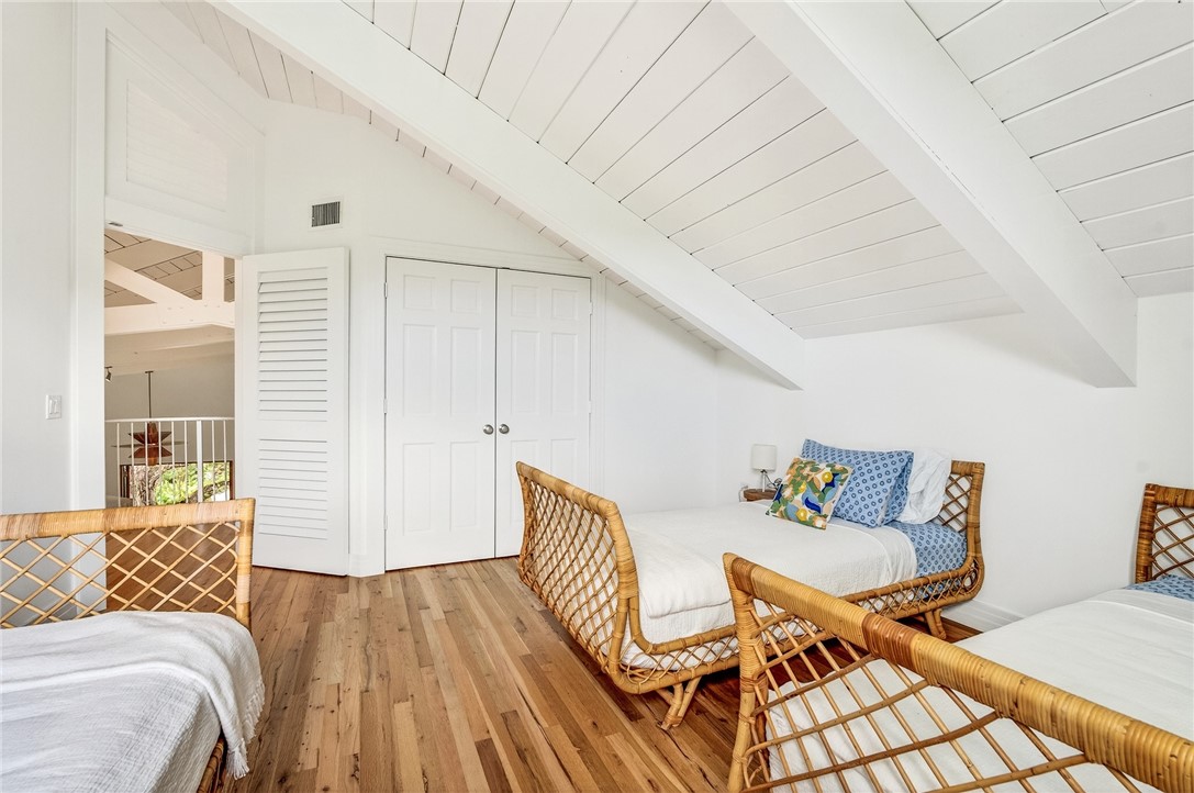 9415 Periwinkle Drive