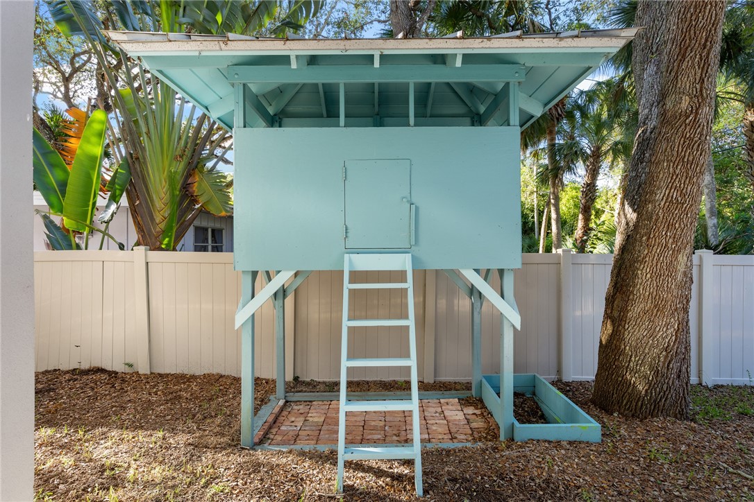 9415 Periwinkle Drive