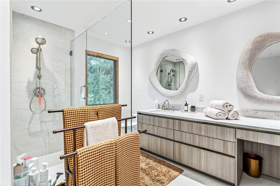 9415 Periwinkle Drive