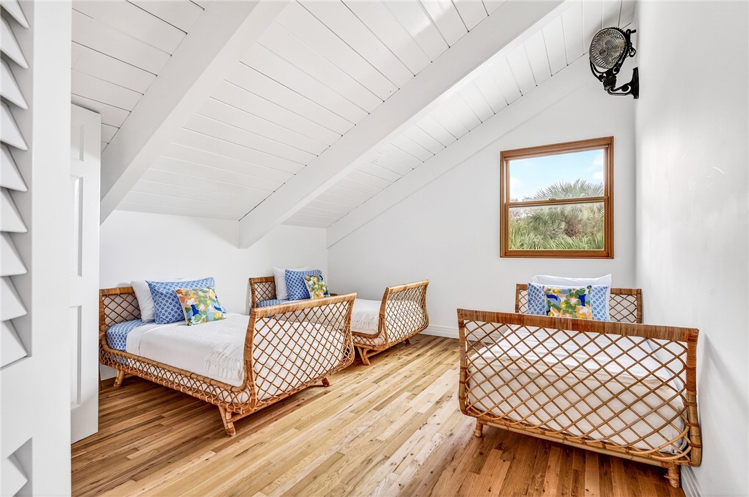 9415 Periwinkle Drive