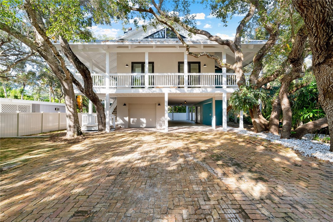 9415 Periwinkle Drive