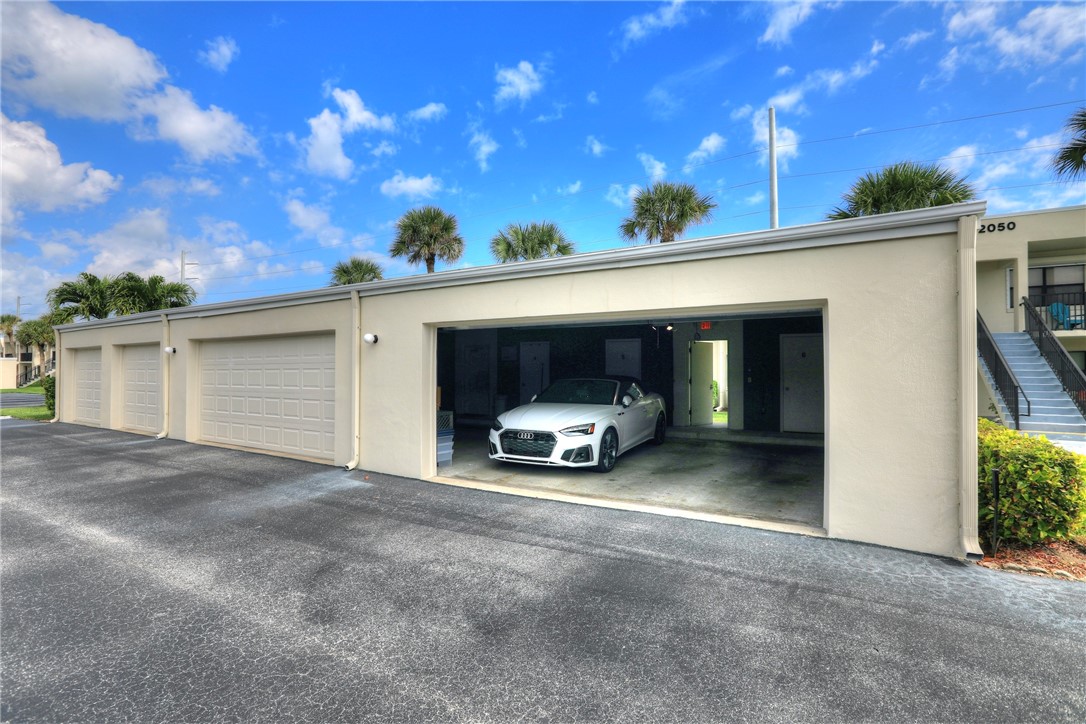 2050 Atlantic Street 323