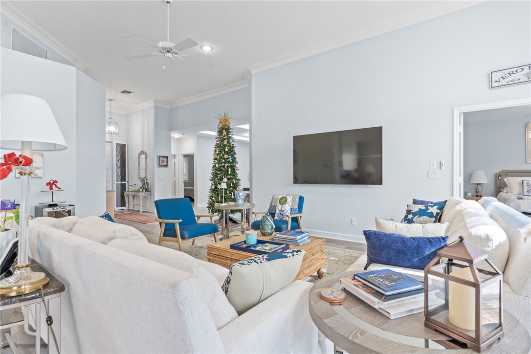 294 S Peppertree Drive