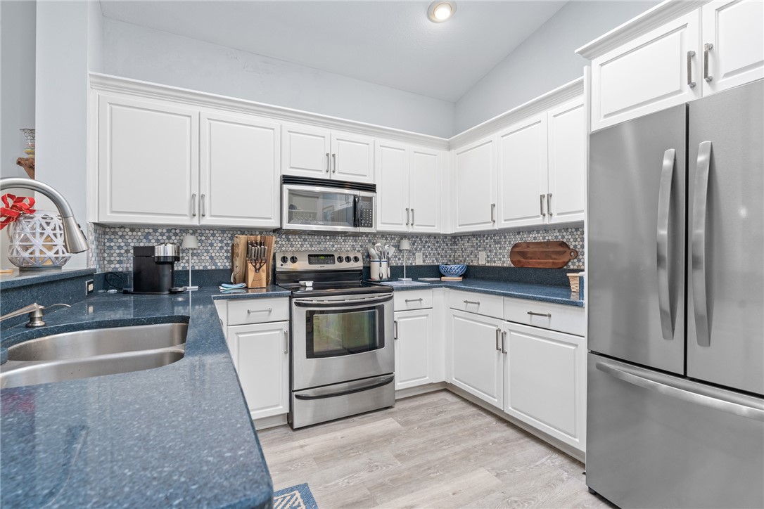 294 S Peppertree Drive