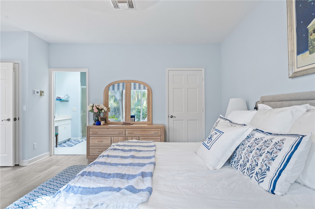 294 S Peppertree Drive