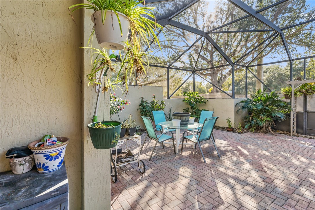 1855 Bridgepointe Circle 23