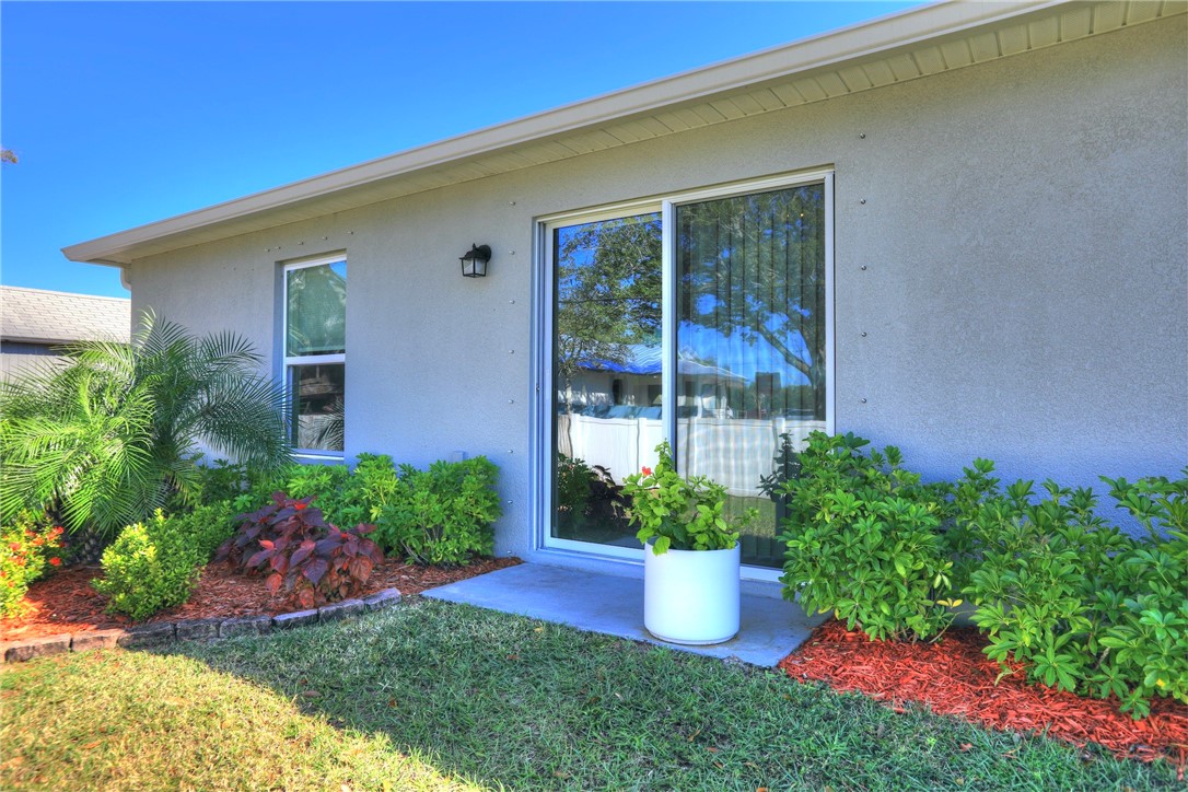 938 Clearmont Street