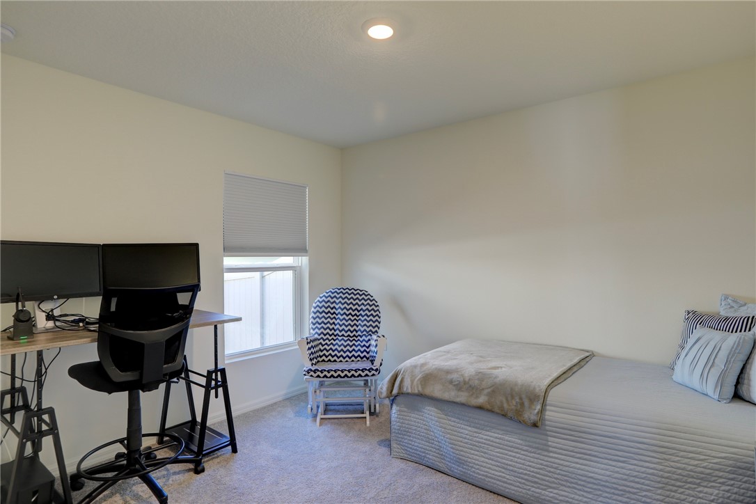 938 Clearmont Street