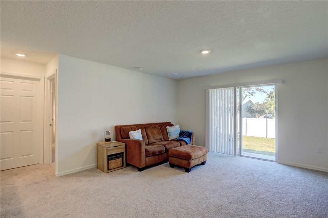 938 Clearmont Street