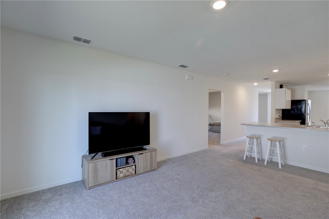 938 Clearmont Street