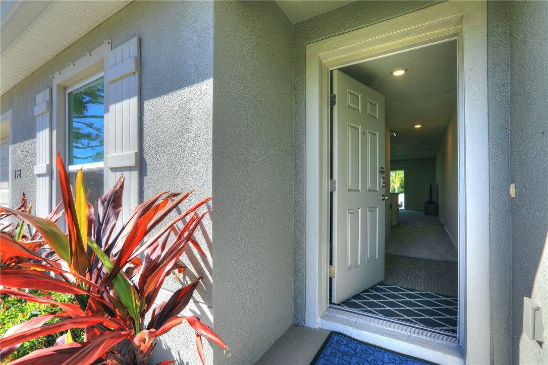 938 Clearmont Street